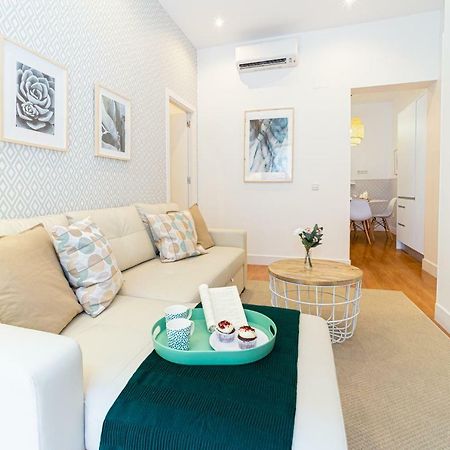 Apartamento Fuencarral Madrid Exterior foto