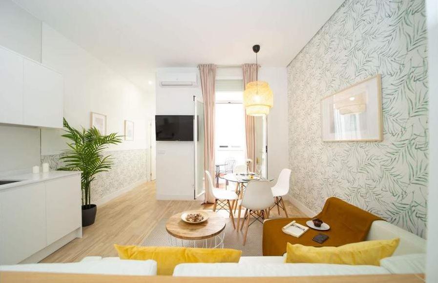 Apartamento Fuencarral Madrid Exterior foto