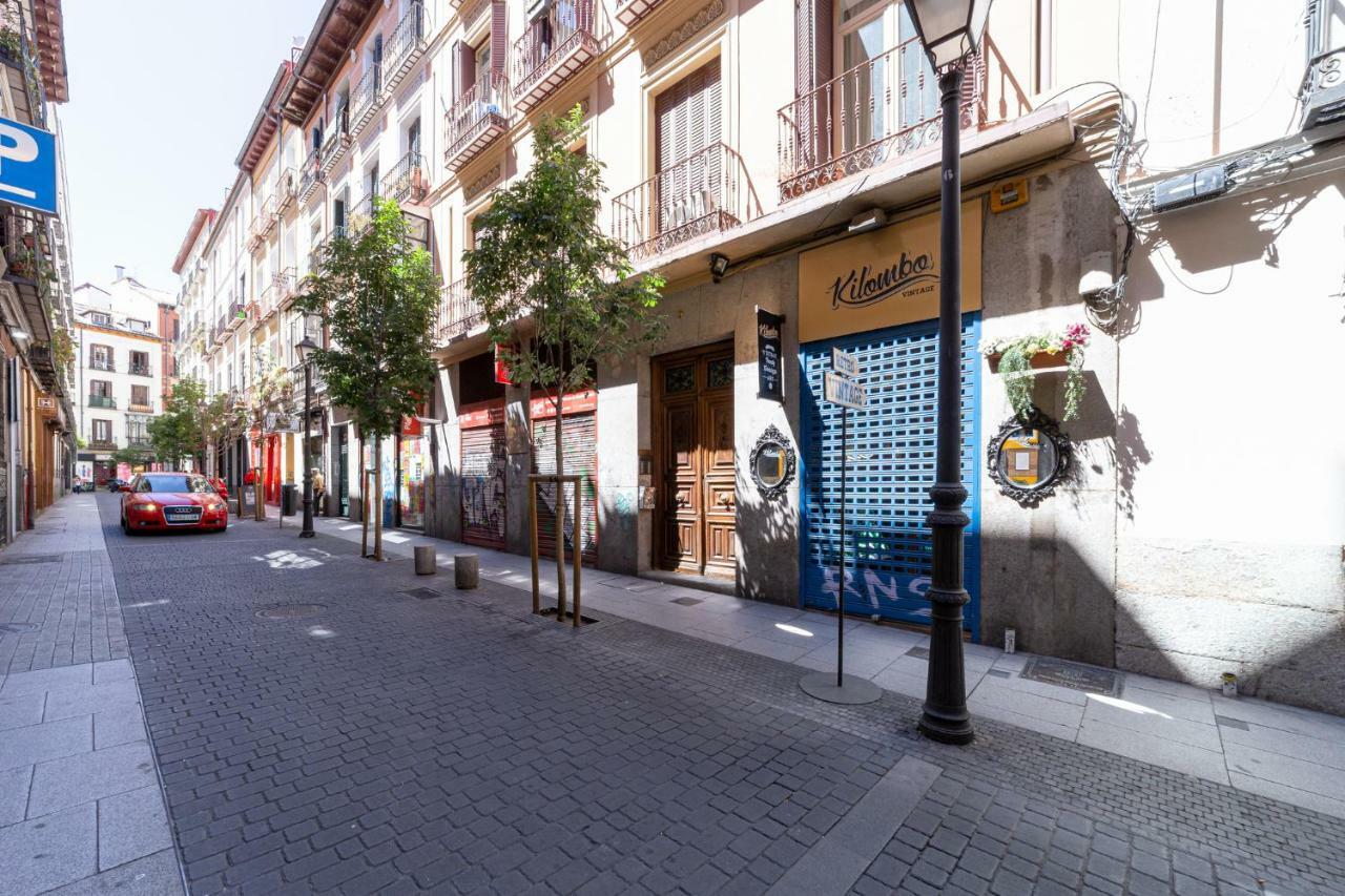 Apartamento Fuencarral Madrid Exterior foto